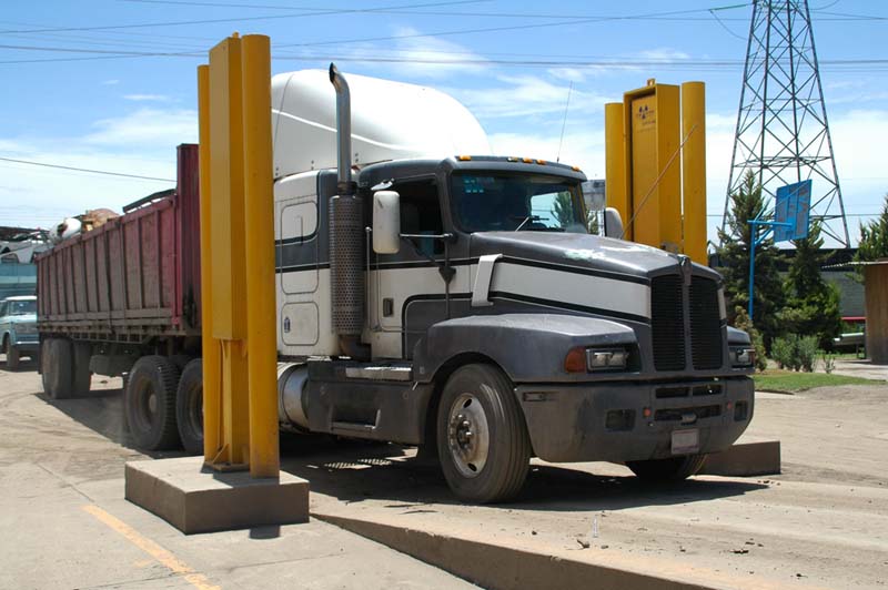 REN700型通道式車輛放射性檢測系統